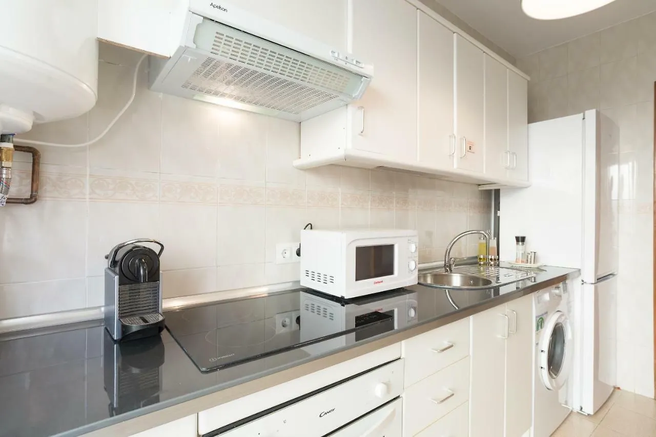 Apartmán Ambb-Private Patio-Steps Away From Old Town Màlaga 0*,  Španělsko